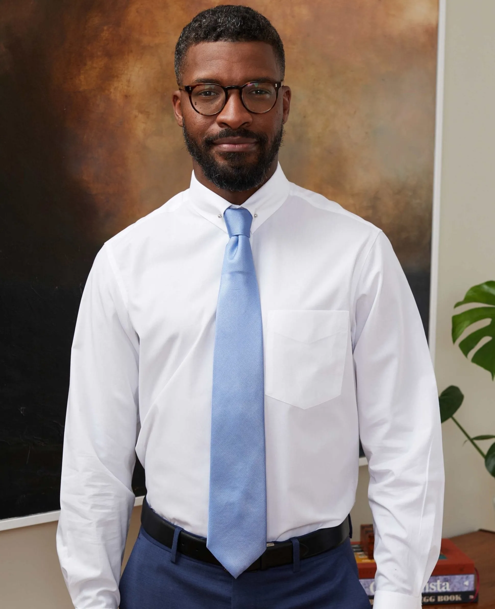White Classic Fit Pin Collar Shirt - Double Cuff
